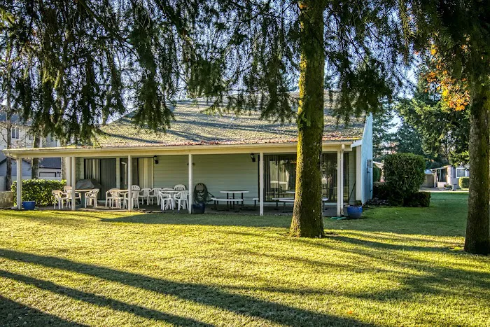 Fair Oaks Estates Picture 5