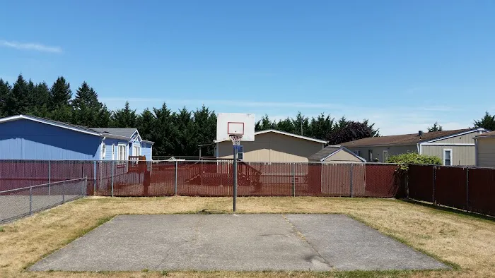 Country Meadows Mobile Home Park Picture 3