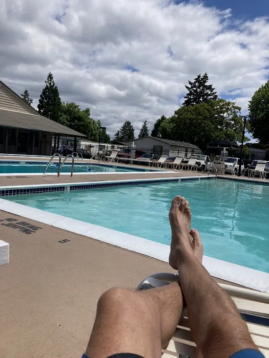 Jantzen Beach RV Park Picture 1