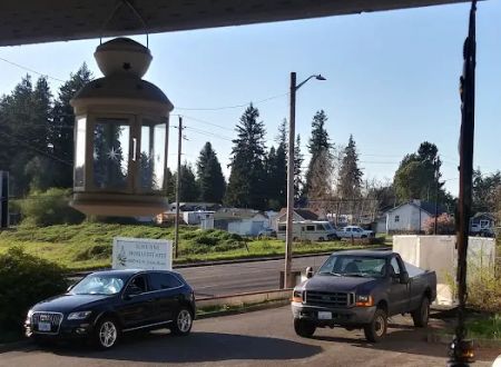 Lone Pine Mobile Estates