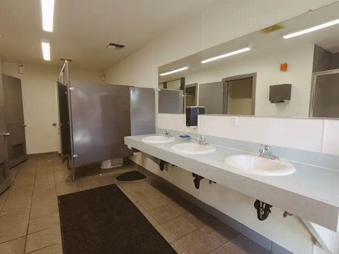 Vancouver RV Park Picture 10