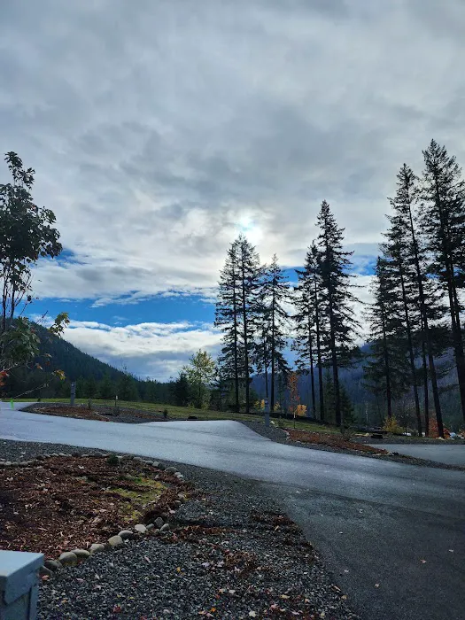 Clackamas River RV Park Picture 5