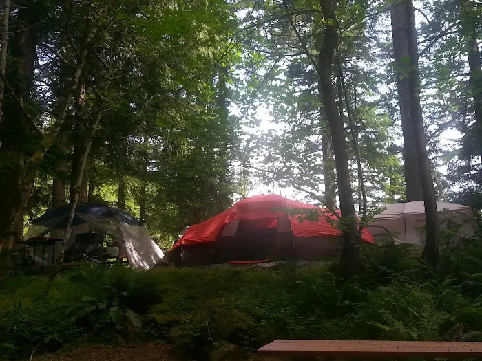 Clackamas River RV Park Picture 9