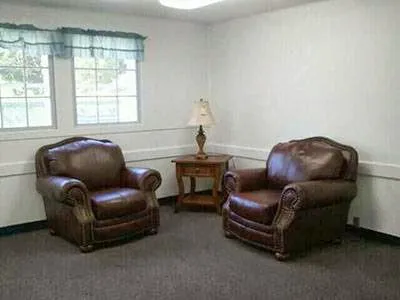 Oak Acres Mobile Home Park Picture 3