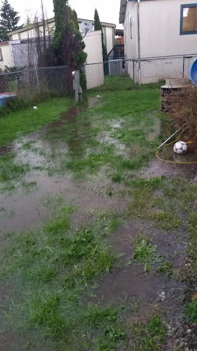 Indian Bluff Mobile Home Park Picture 4