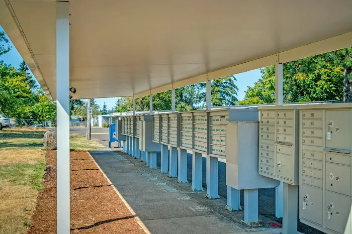 Clairmont Mobile Home Park Picture 5