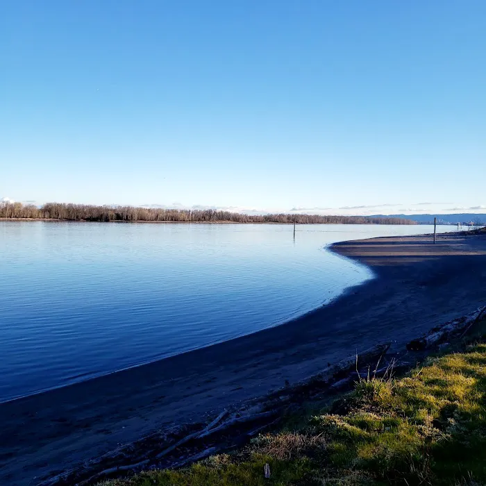 Reeder Beach RV Park & Country Store Picture 7