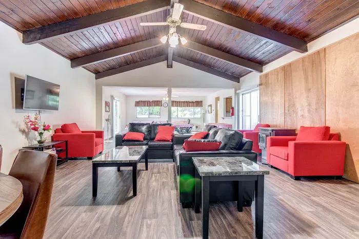 Excalibur Village Picture 4