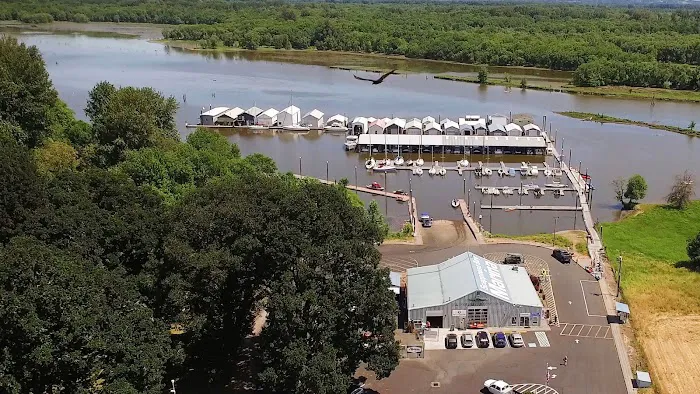 Bayport RV Park and Campground Picture 7