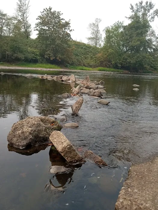 Riverside RV Park Picture 3