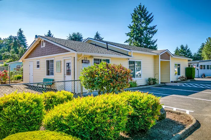 Country Manor Mobile Village Picture 1