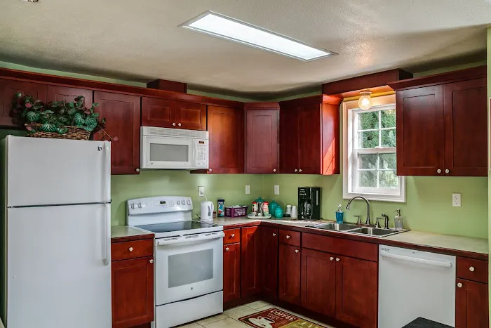 Country Manor Mobile Village Picture 9