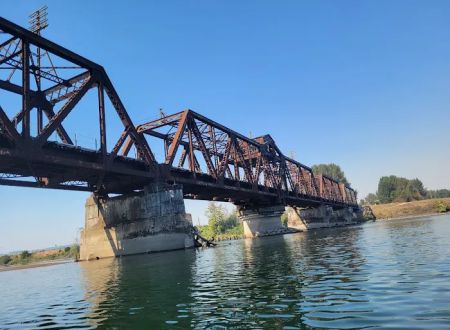 Stevens Moorage RV Park Camp