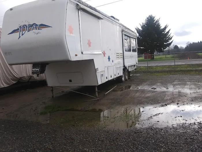 Stevens Moorage RV Park Camp Picture 7