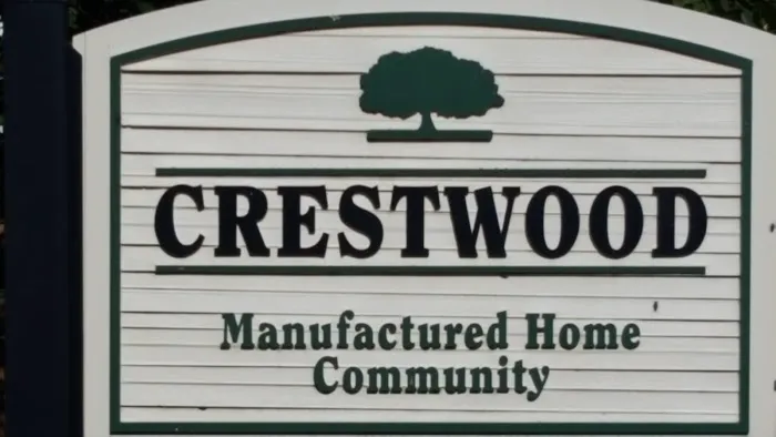 Crestwood Manufactured Home Picture 2