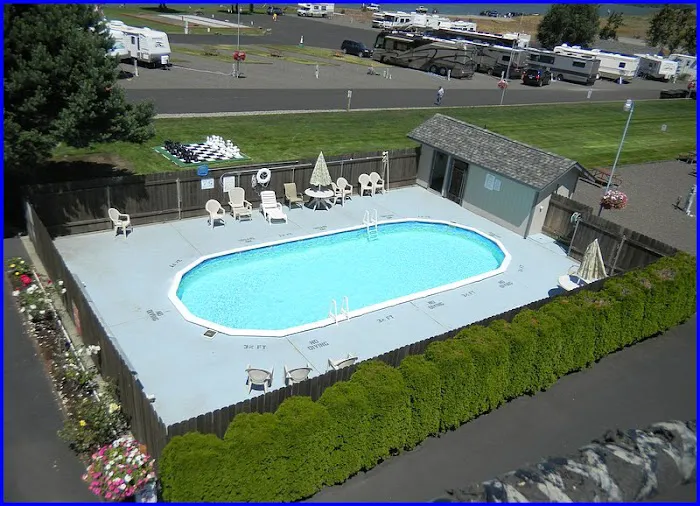 Columbia Riverfront RV Park Picture 2