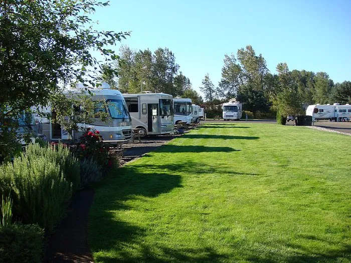 Columbia Riverfront RV Park Picture 5
