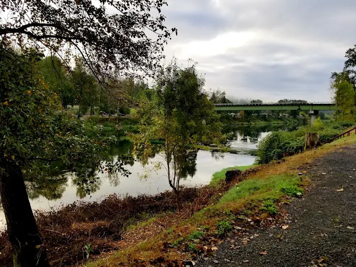 Woodland Shores RV Park Picture 5