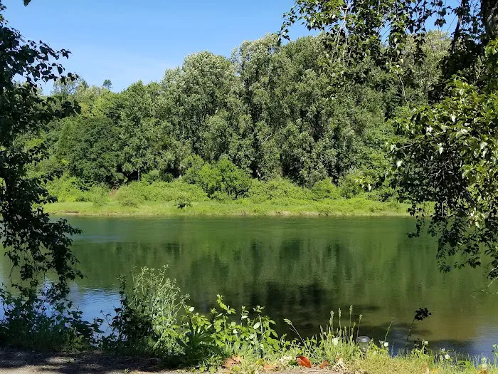 Woodland Shores RV Park Picture 7