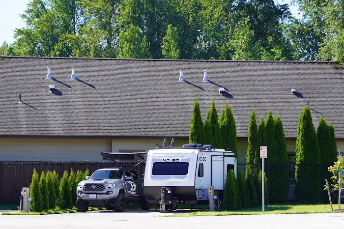 Belmont Loop RV Park Picture 3