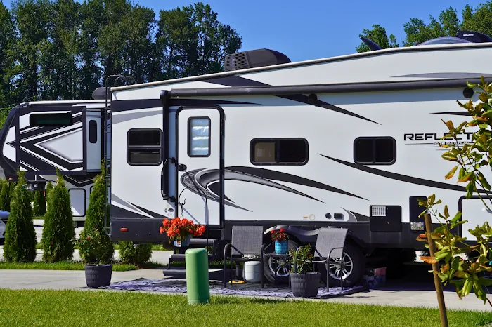 Belmont Loop RV Park Picture 6