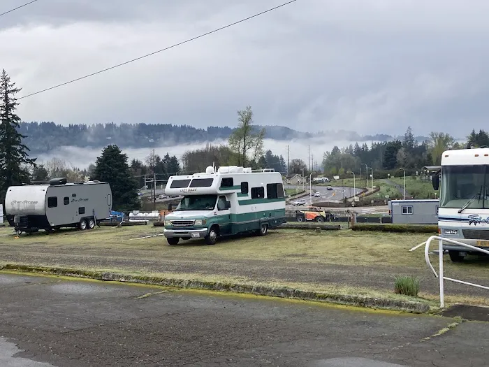 Sherwood, OR Elks Lodge RV Park Picture 1