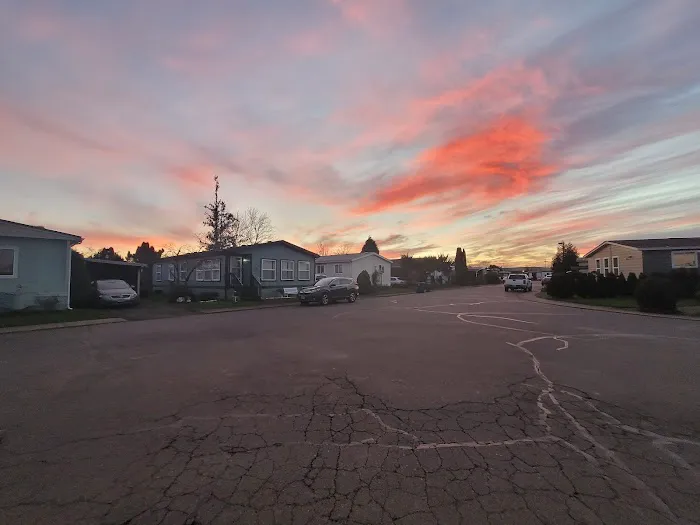 Chateau Village Picture 7