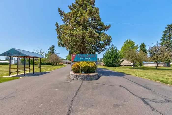 Shalimar Estates Picture 6