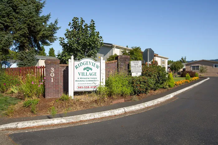 Ridgeview Village Picture 6