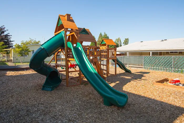 Ridgeview Village Picture 9