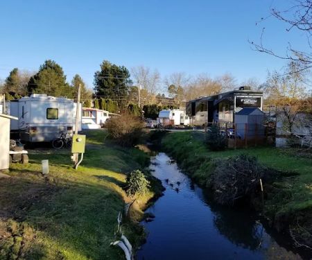 Mobile Home Corral & RV Park