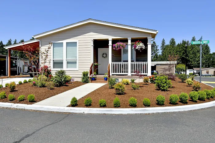 Heritage Village Mobile Home Community Picture 7