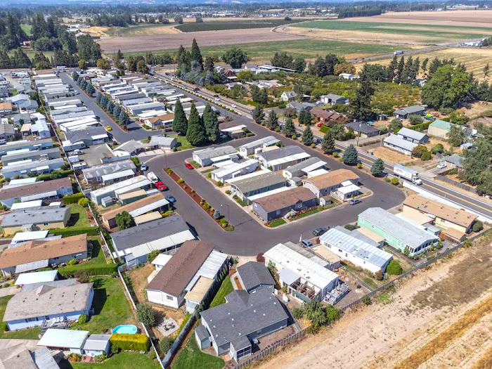 Salem Mobile Estates Picture 3