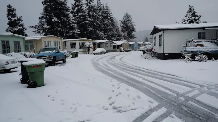 Sunny Meadows Mobile Home Park Picture 6