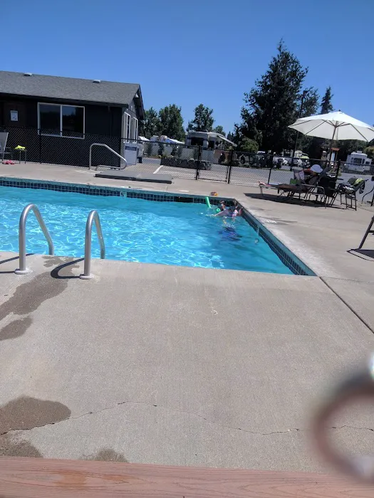 Willamette Wine Country RV Park Picture 8