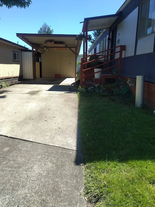 Country Haven Mobile Home Park Picture 2