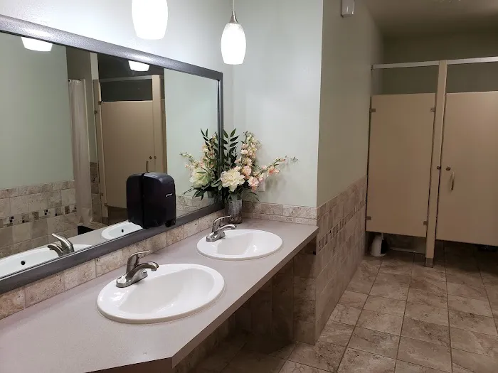 Olde Stone Village Picture 2