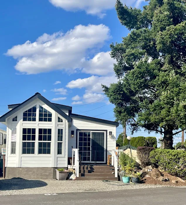 Salem Estates RV Park & Storage Picture 1