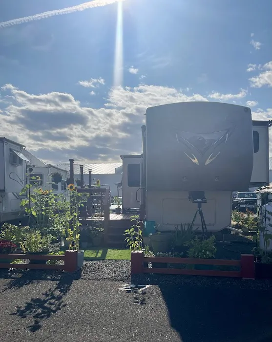 Salem Estates RV Park & Storage Picture 8