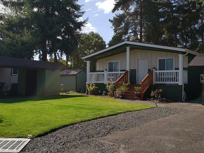 Sunset Village Picture 4