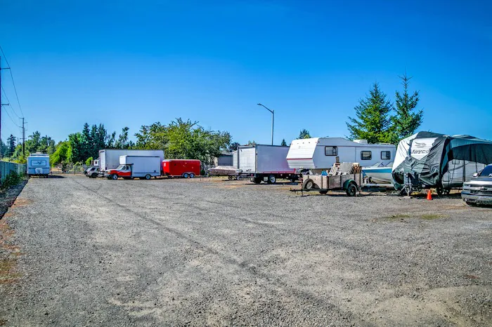 Windstone Village Picture 10