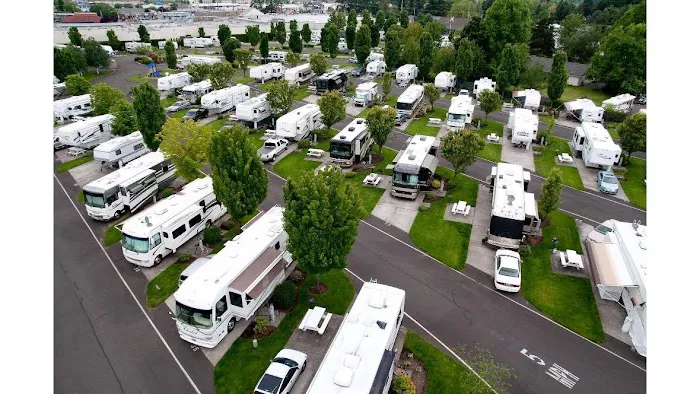 Phoenix RV Park & Storage Picture 7