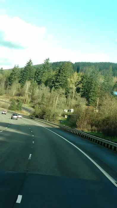 Cedar's RV Park Picture 8