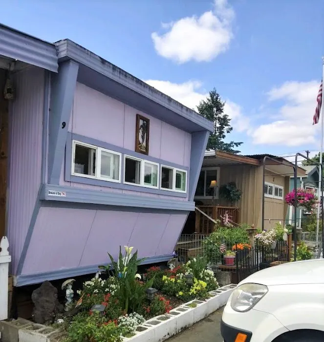 Salem Mobile Home & RV Park Picture 9