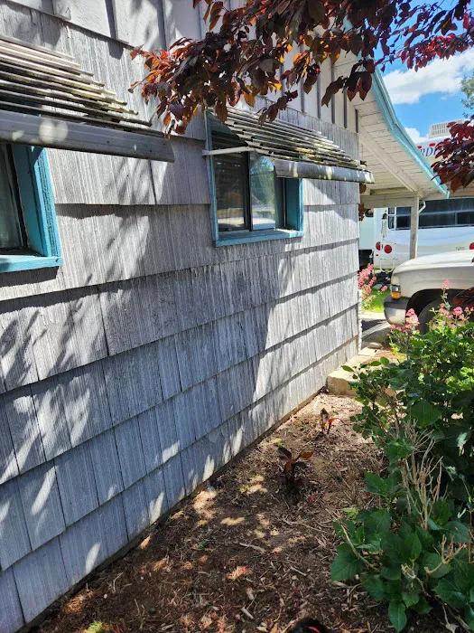 Center Street Mobile Park Picture 3