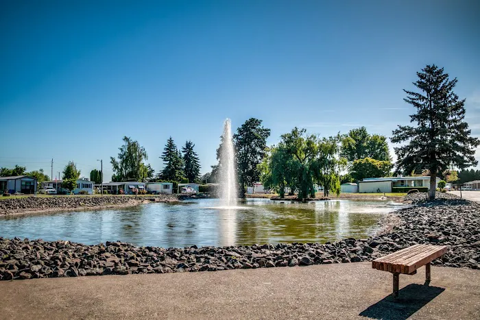 Royal Estates Picture 7