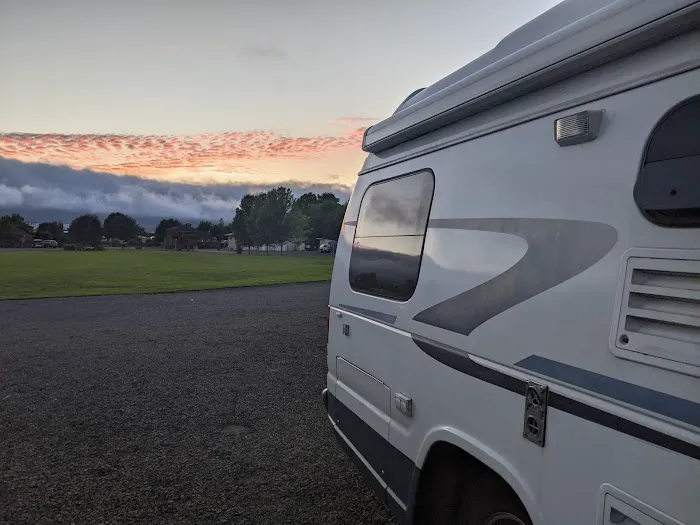 Lewis & Clark Golf & RV Park Picture 2