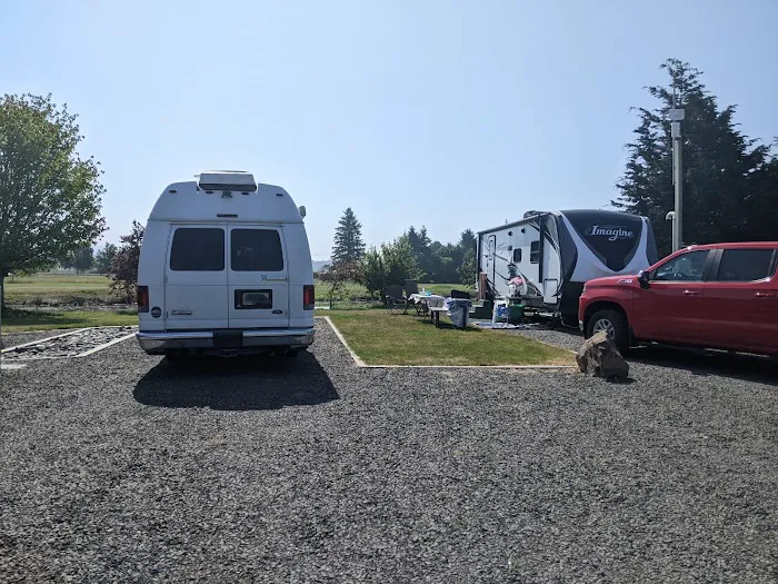 Lewis & Clark Golf & RV Park Picture 10