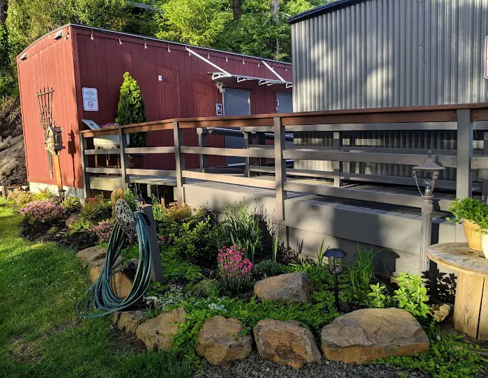 RV Park At The Bridge Picture 3