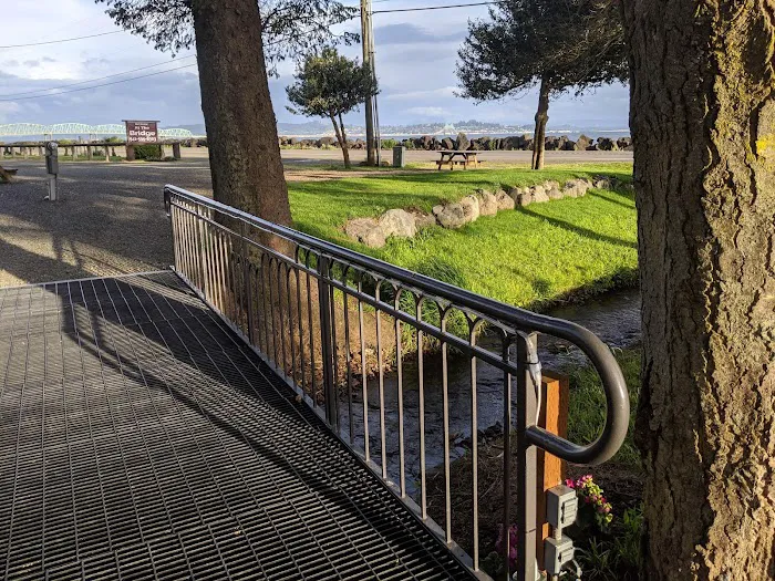 RV Park At The Bridge Picture 10